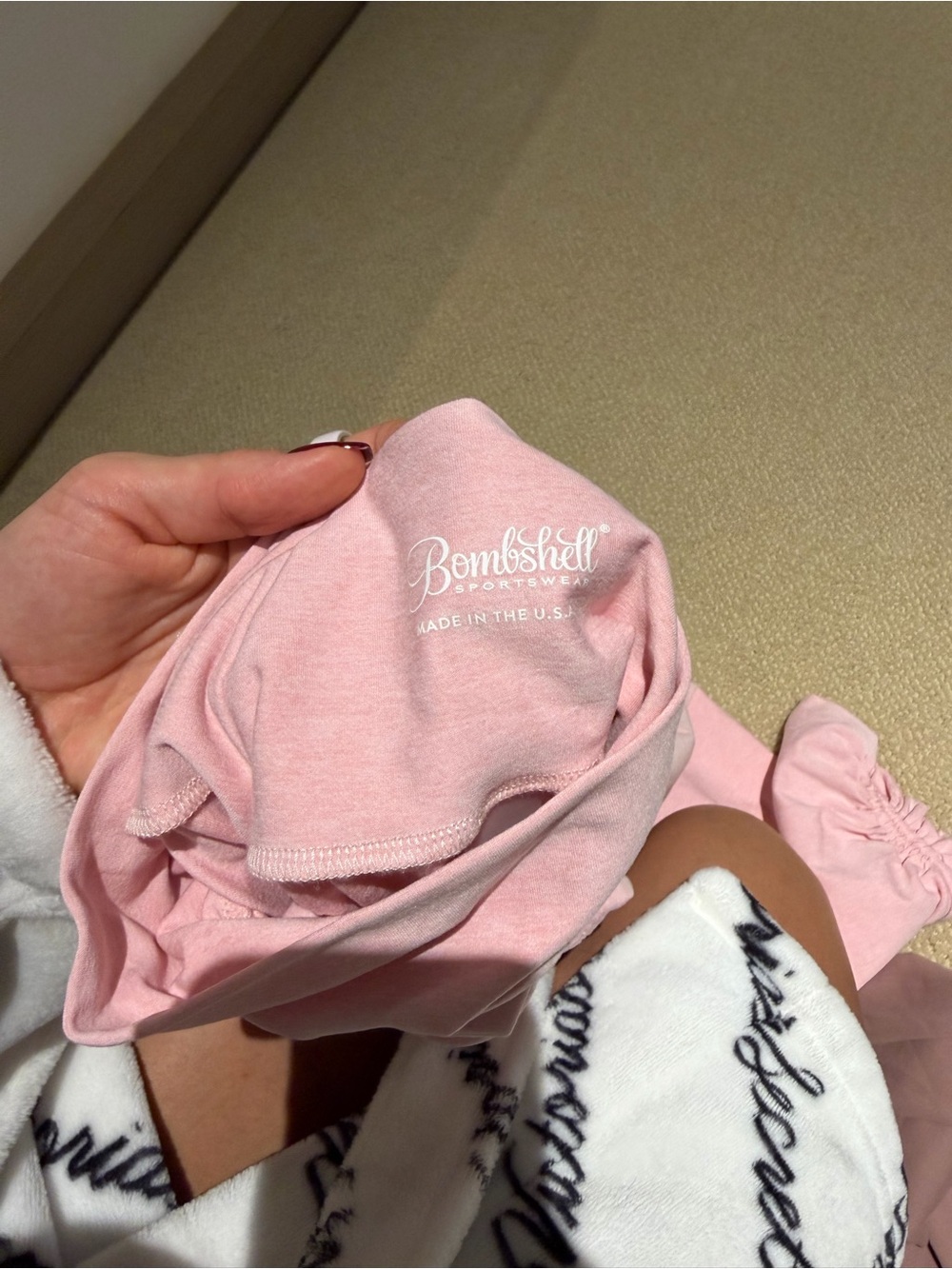 Bombshell Sportswear Light Pink High-Rise Seamless Leggings - Picture 7 of 7